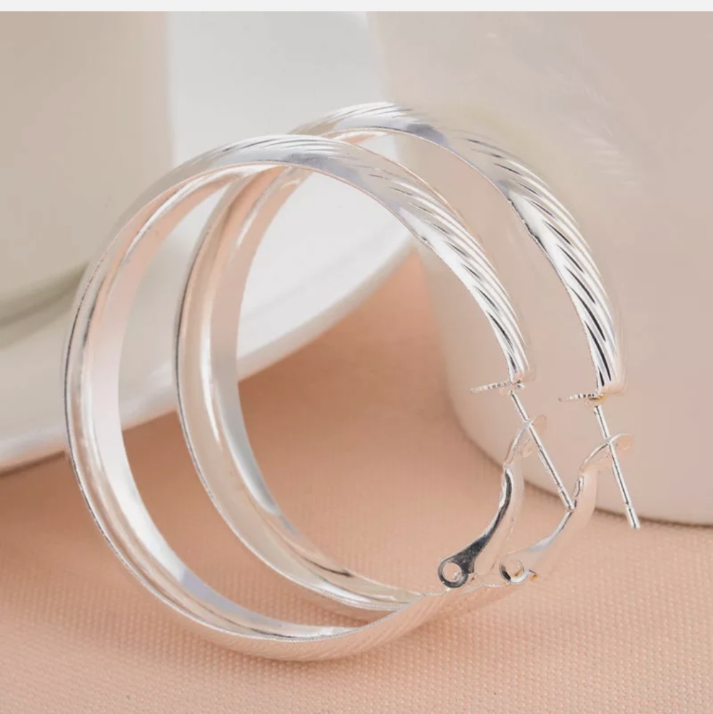 New Silver Plated Hoop Earrings*
